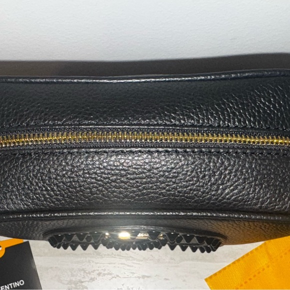 NWT  by Mario Valentino Mia Rock Black Bag. - Picture 4 of 7